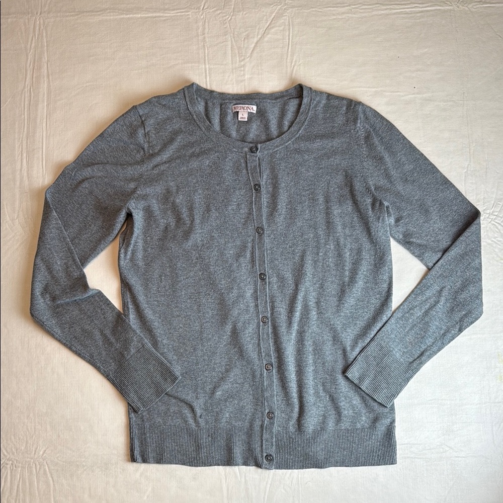 Medina Women's Grey Crewneck Button-Up Cardigan Sweater Size L